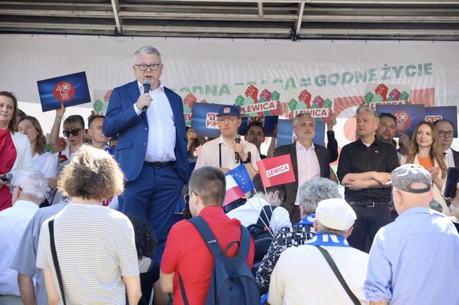 Święto Pracy w Warszawie. Przemaszerowali pod hasłem  "Chcemy Europy Socjalnej!"