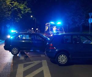 Wypadek na Konstytucji w Starachowicach. Zderzył się Volkswagen i Skoda