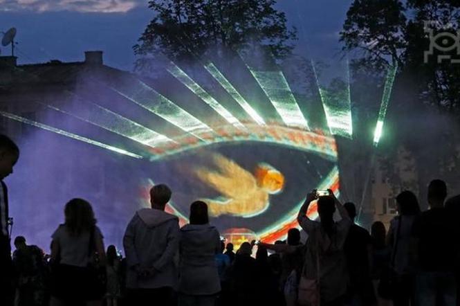 Ostatnie pokazy fontanny na Placu Litewskim. Kiedy można je zobaczyć?