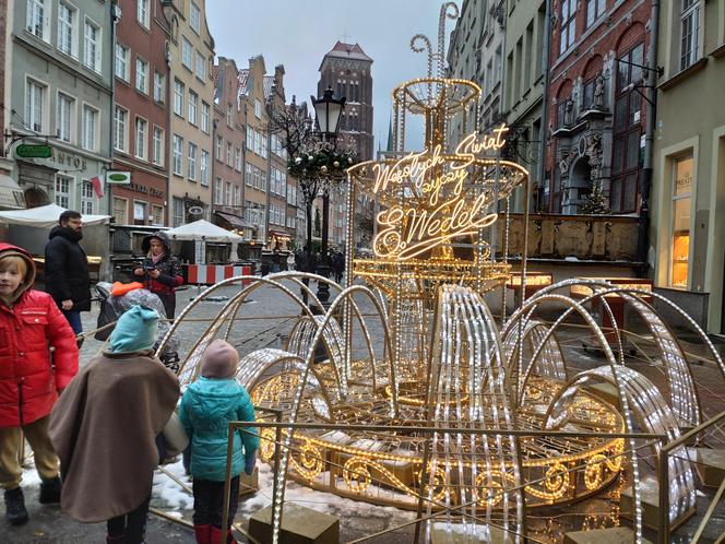 Jarmark Bożonarodzeniowy w Gdańsku. Tłumy na Targu Węglowym