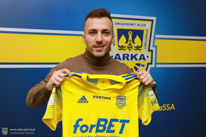 Luis Valcarce nowym piłkarzem Arki Gdynia