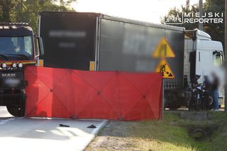 Koszmar w Nasielsku. Wpadł pod ciężarówkę. Pieszy nie miał żadnych szans