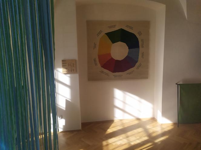 Jak ubrać mieszkanie? Dom odziany to nowa wystawa MNK, która Was zainspiruje