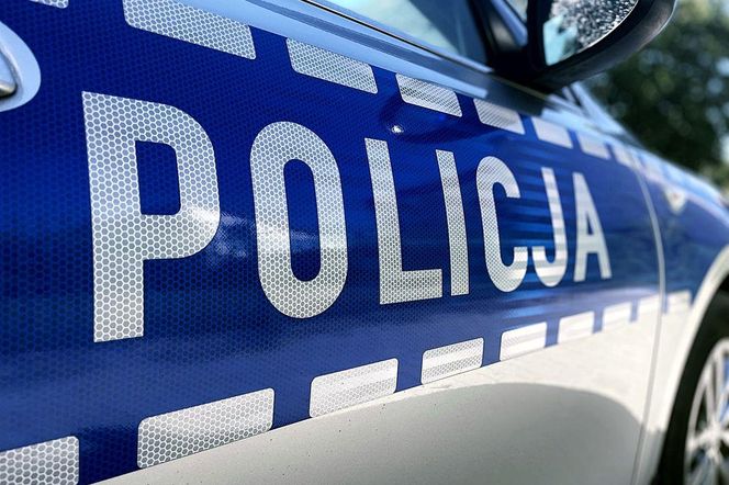 Bielsk Podlaski. 16-latek uciekał oplem przed policją. W aucie miał dwóch kolegów
