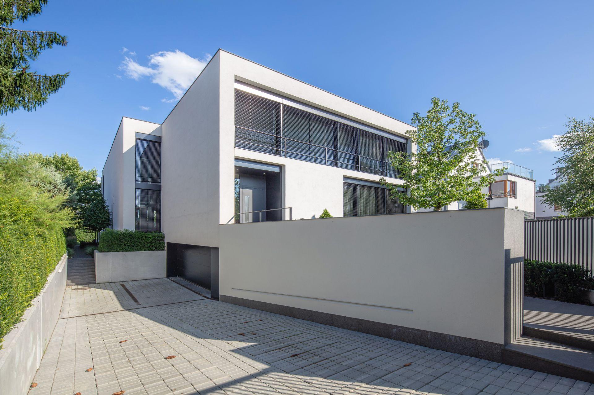 Dom w parku Cietrzewia w Warszawie