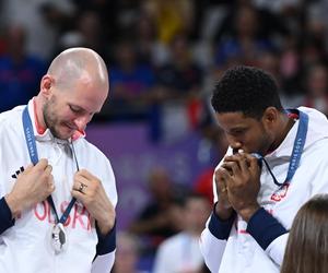 To ósmy medal olimpijski dla Polski z grach zespołowych! Srebro zdobi piersi siatkarzy!