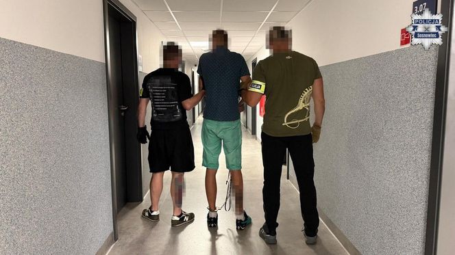 Brutalnie zakatował swoja matkę