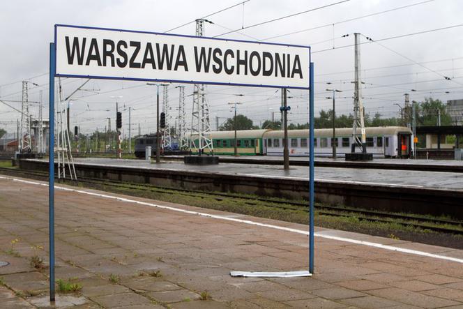 dworzec kolejowy, stacja kolejowa Warszawa Wschodnia