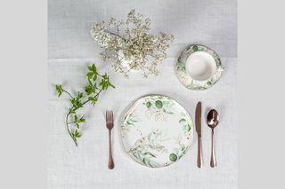 Naczynia idealne na wiosnę i lato