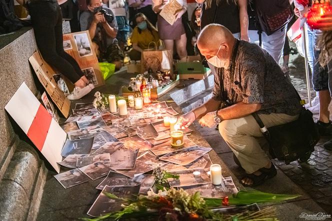 Manifestacja Białorusinów na rynku w Krakowie. "Precz z Łukaszenką!"