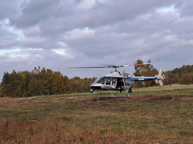 Tragiczny finał rodzinnej awantury na Mazowszu. Nie żyje 49-latek, ciało 32-latka znaleziono w lesie