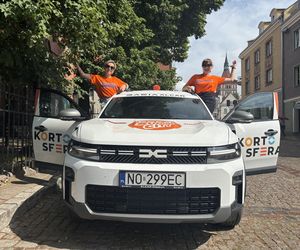 Tłumy przyjezdnych i uśmiechy na twarzach. Wakacyjny patrol Eska Summer City na olsztyńskiej Starówce