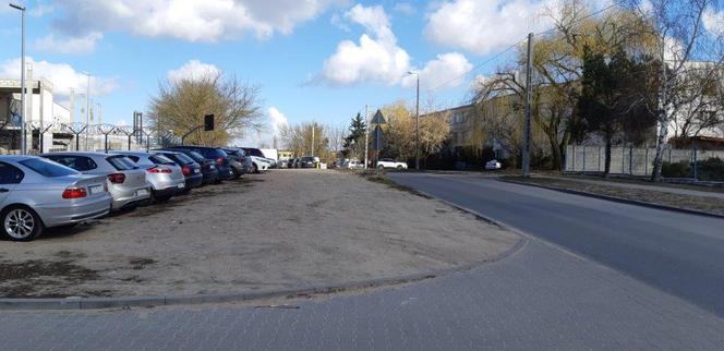 Nowe miejsca parkingowe w Toruniu - trwa budowa