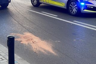 Warszawa. Wypadek na rondzie Tybetu. Tomasz U. przebywał na wolności mimo doprowadzenia do katastrofy autobusu [ZDJĘCIA].