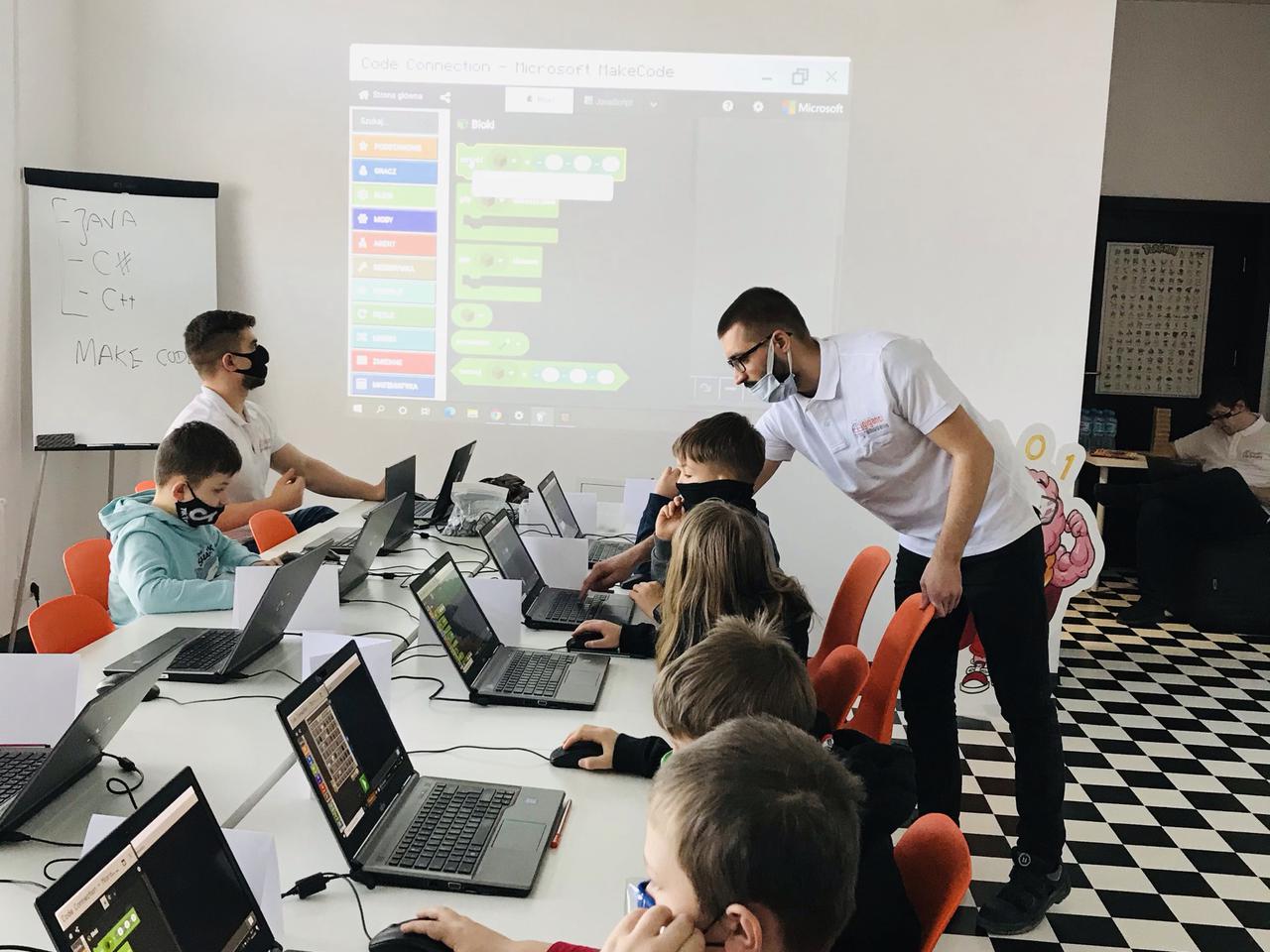 Ostatni moment, żeby zapisać się na bezpłatne warsztaty z programowania