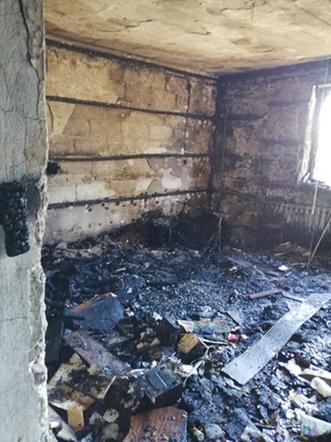 Pożar w Nowych Żukowicach. Kobieta w ciąży i niepełnosprawny mężczyzna stracili dach nad głową!