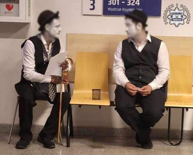 Zatrzymanie mimów w Zawierciu