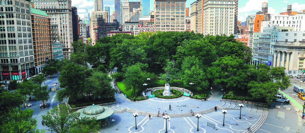 NYC wyda miliony na izolatki