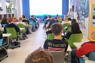 Nowe technologie w biznesie kreatywnym – warsztaty Edu4Future w Tarnowie