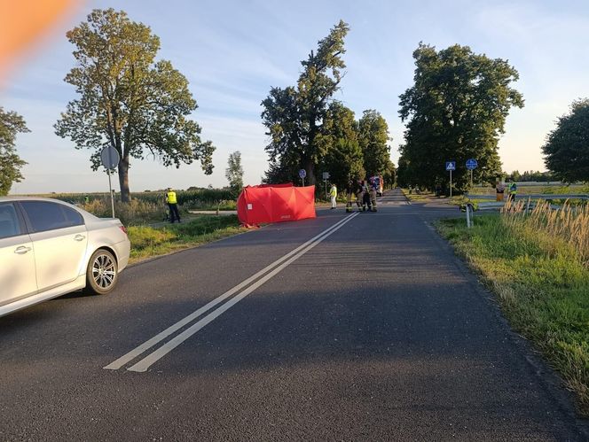 Tragiczny wypadek niedaleko Racotu. Nie żyje rowerzysta