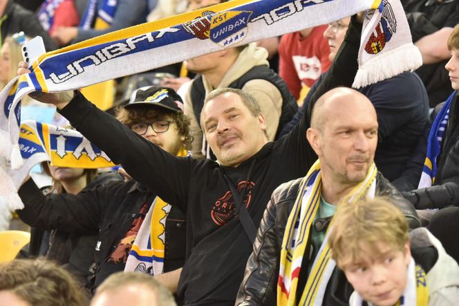 PRES Grupa Deweloperska Toruń - Betard Sparta Wrocław, zdjęcia kibiców i zawodników z Motoareny