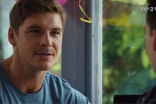 M jak miłość, odcinek 1403. Marcin (Mikołaj Roznerski), Karski (Krzysztof Kwiatkowski)