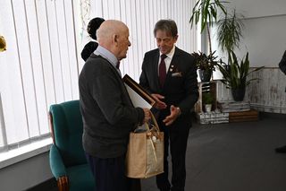 Kolejarz, społecznik, świadek historii! Pan Leon ze Śliwic skończył właśnie 101 lat