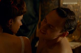 Polowanie na ćmy odc. 2. Yvette (Sonia Mietielica), porucznik Aleksandr Winogradow (Vova Makovskyi) 