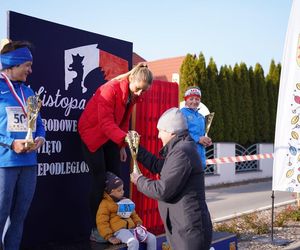 XIV Bieg Niepodległości w Zbuczynie za nami. Zobacz zdjęcia!