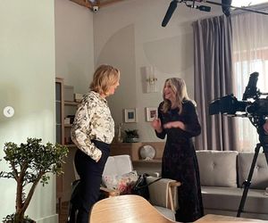 Barwy szczęścia na planie. Wanda (Maja Barełkowska), Grażyna (Kinga Suchan)