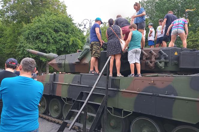 Święto Wojska Polskiego w Radomiu. Tłumy na pikniku wojskowym. Jakie militaria budziły największe emocje?