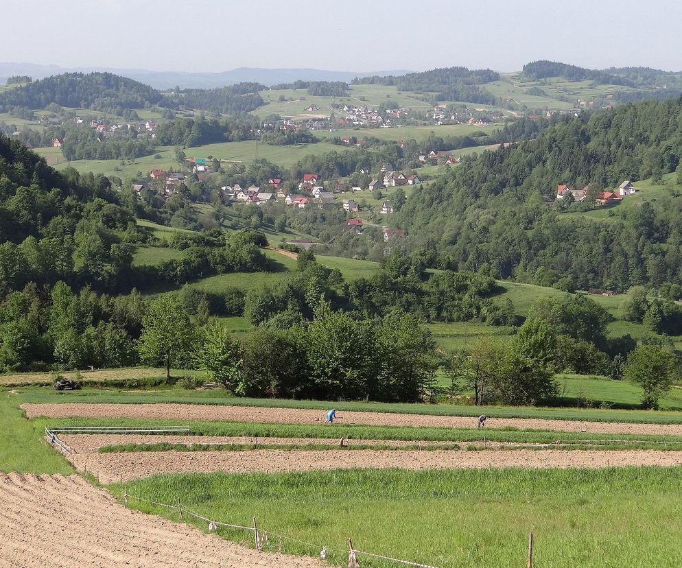 To unikatowa wieś na mapie Małopolski. Grasował w niej słynny zbójnik
