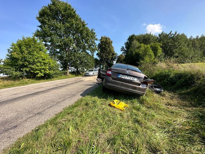 Poważny wypadek w Warmińsko-Mazurskiem. Dwie osoby ranne