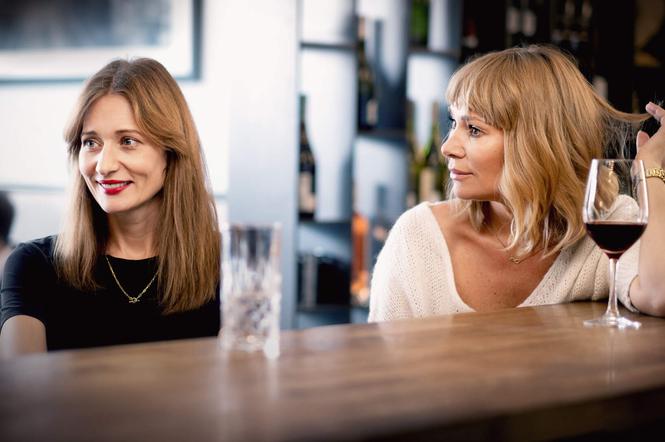 Usta Usta 4 sezon odc. 2. Iza (Maja Bohosiewicz), Agnieszka (Magdalena Popławska)