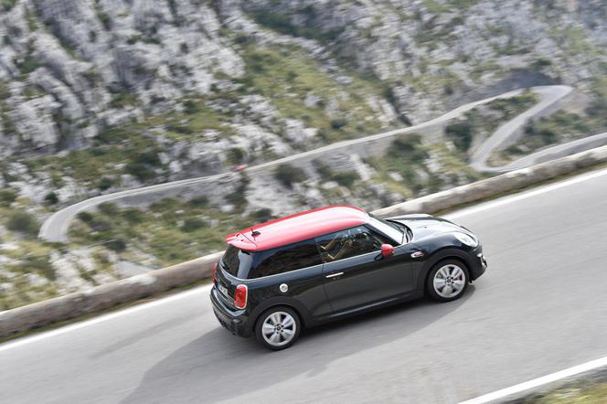 2015 MINI John Cooper Works