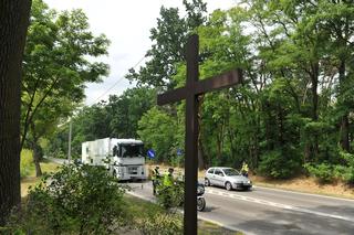 Samochód ciężarowy zmiótł 15-latka z przejścia dla pieszych. Dziecko trafiło do szpitala