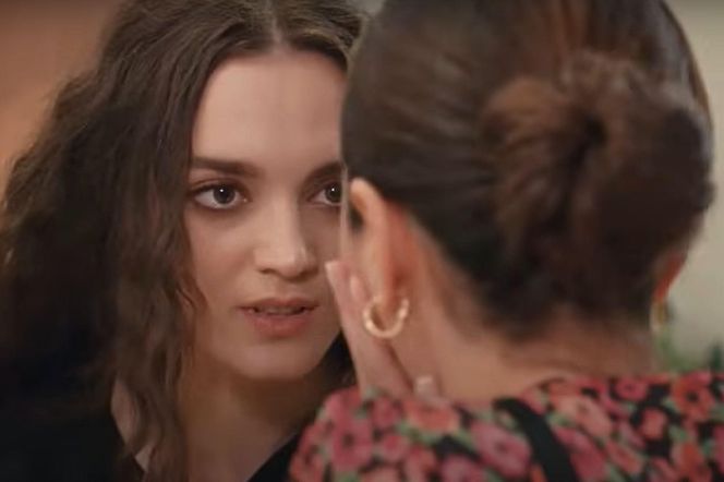 Nana wie, że za wszystkim stoi Aynur 