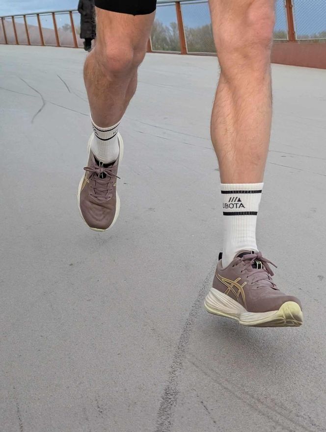 ASiCS Gel-Cumulus 27