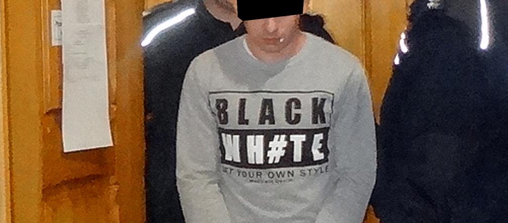 Nauczyciel uwiódł uczennicę