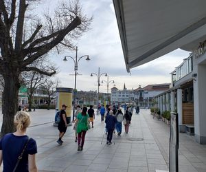 Wielkanoc w Sopocie. Tłumy turystów przyjechały, by spędzić święta nad morzem 