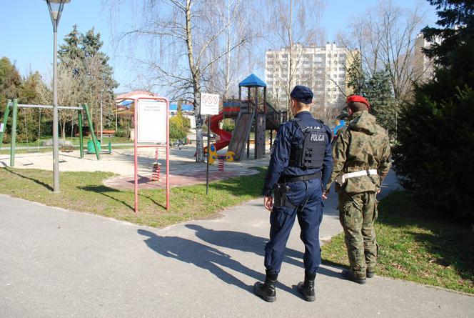 Rzeszowscy policjanci kontrolują czy nowe przepisy nie są łamane