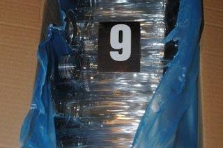 19-latek nielegalnie produkował płyny do e-papierosów