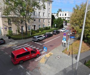 Pilna akcja służb przy Senacie. Na trawniku leżał „bezzałogowy statek powietrzny”