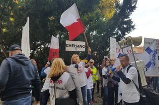 Pracownicy sanepidu w Bydgoszczy wyszli na ulice i zaprotestowali! [ZDJĘCIA]