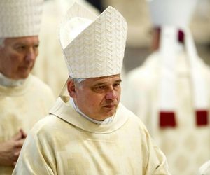 Był cierpiący, błogosławił ludzi do końca i zniknął. Jałmużnik papieża o jego ostatnich chwilach