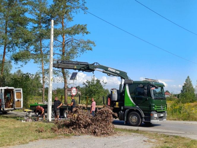 Grochowe. Troje nastolatków zginęło w wypadku. Uderzył w nich nietrzeźwy kierowca [ZDJĘCIA].