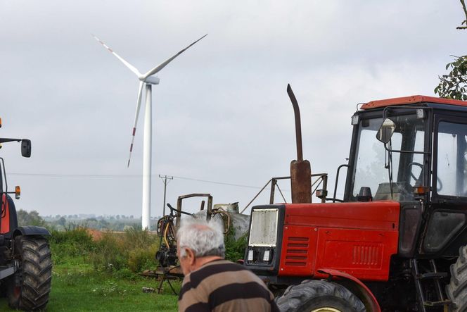 O co ta zadyma?! Nam wiatraki nie przeszkadzają!