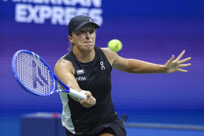 Iga Świątek w 1/8 finału US Open. Trudny mecz i awans Polki po zaciętej walce z Kalinską
