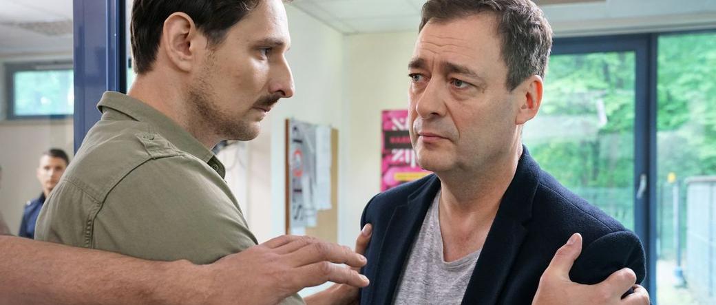 Barwy szczęścia, Artur (Jacek Rozenek)