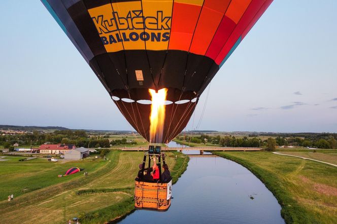 Balonowe Świętokrzyskie 2025 w Pińczowie: Wielka Fiesta Balonowa rusza dziś!